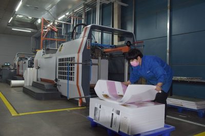 唐山北京疏解印刷企業(yè)24小時(shí)全力生產(chǎn) 確保課前到書(shū)